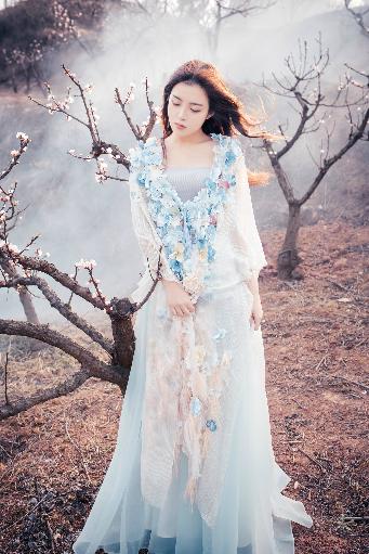 隔壁的女孩在线观看免费版电视剧全集2017