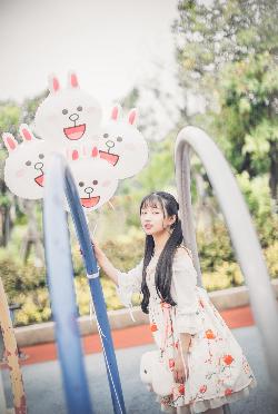 善良的女秘书的目的