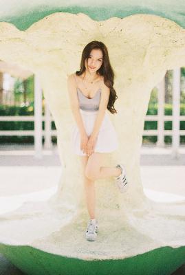 贬妻为妾(罚跪、掌嘴)