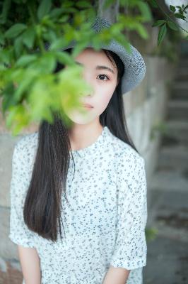 两个人轮流上24小时的班