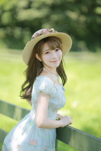 阴部上面毛毛的地方肉太多